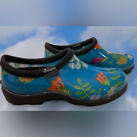 Clog Shoes - Picture 4 of 8